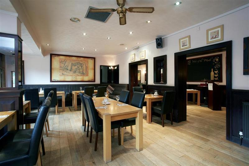 Lovat Hotel