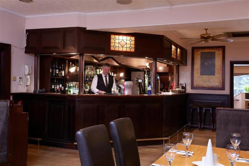 Lovat Hotel