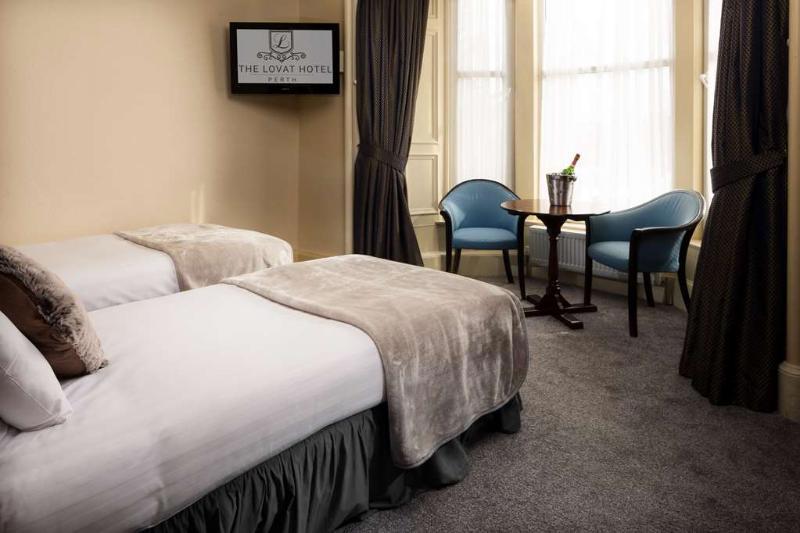 Lovat Hotel