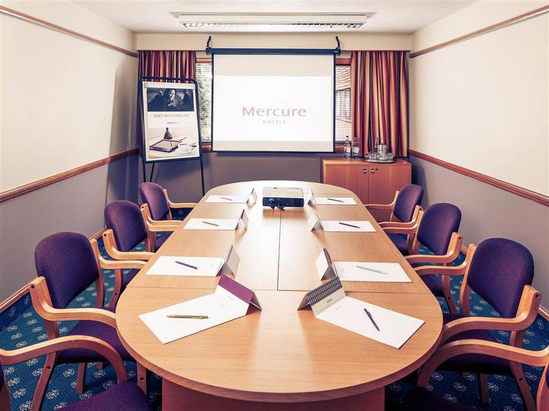 Mercure Livingston Hotel