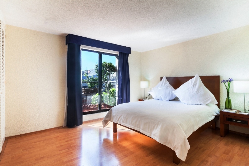 Exe Suites San Marino Hotel