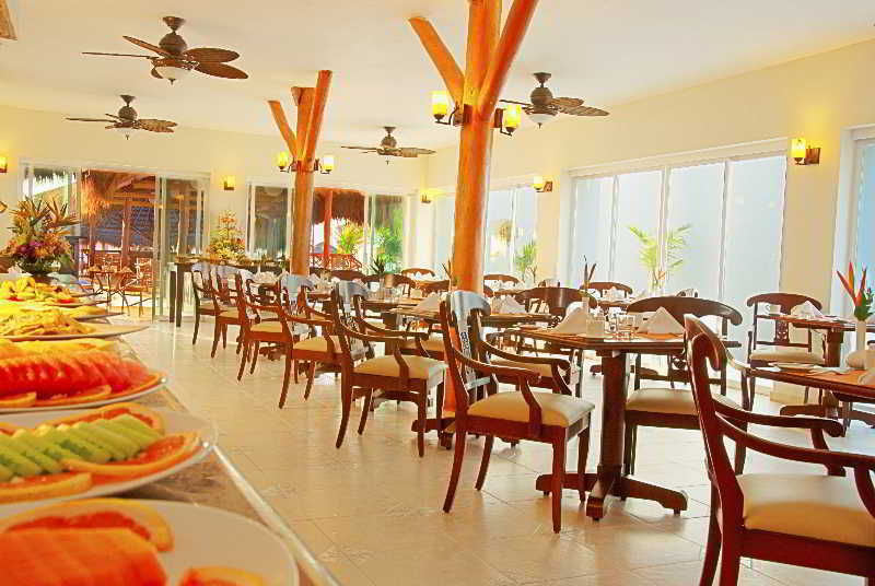 Hidden Beach Resort Au Naturel Adults Only, Catamarán, Cenote & More Inclusive