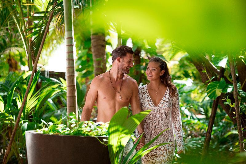 Hidden Beach Resort Au Naturel Adults Only, Catamarán, Cenote & More Inclusive