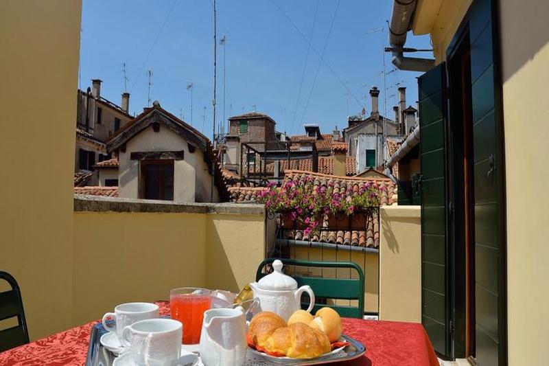 Residenza Goldoni galeri fotoğrafı