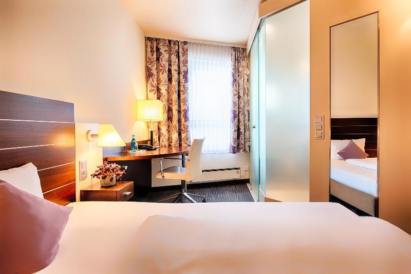 ACHAT Hotel Wiesbaden City fotoğrafı