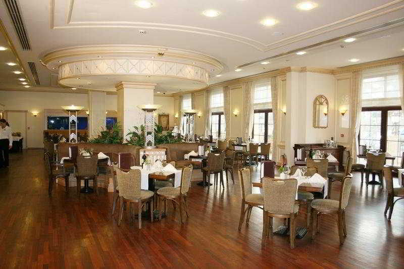 Rocks Hotel