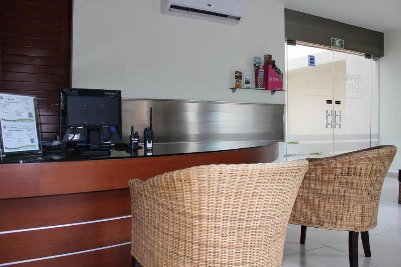 Grand City Hotel - Near Market 28