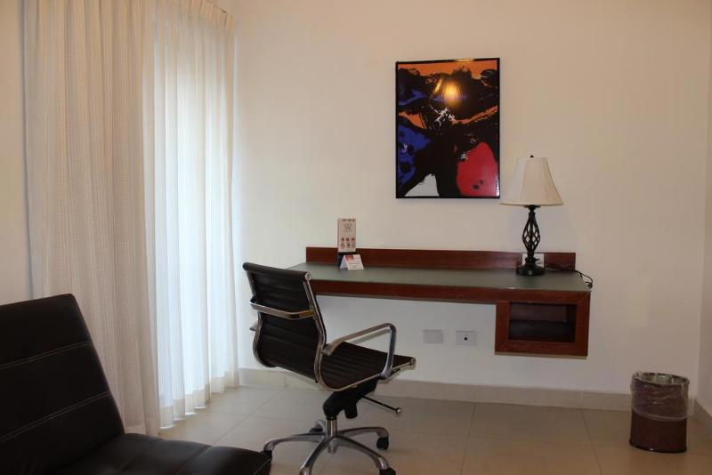 Grand City Hotel - Near Market 28