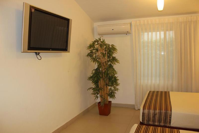 Grand City Hotel - Near Market 28