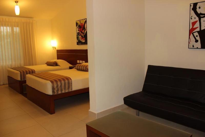 Grand City Hotel - Near Market 28