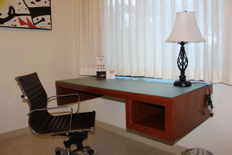 Grand City Hotel - Near Market 28