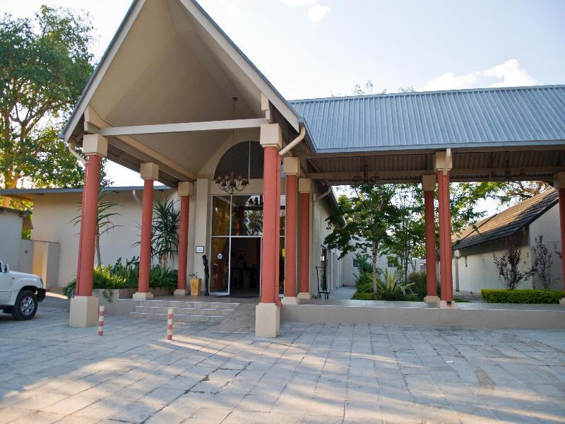 Protea Hotel By Marriott Zambezi River Lodge
