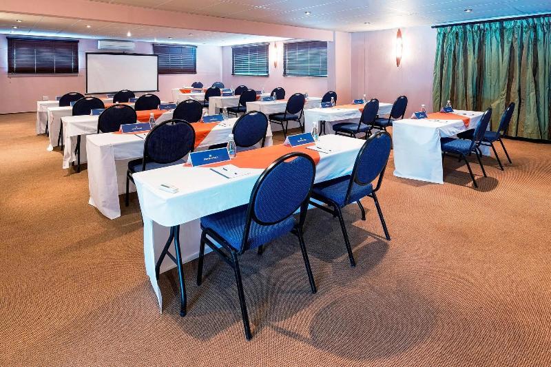 Protea Hotel By Marriott Zambezi River Lodge