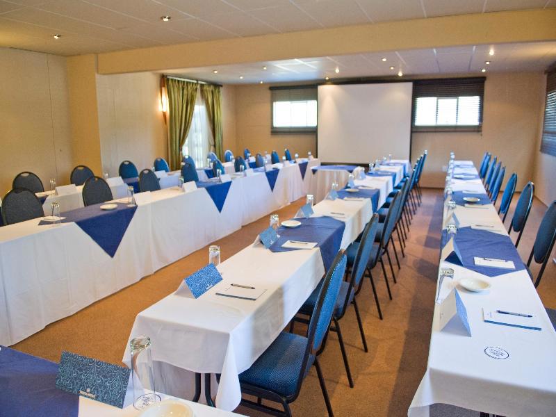 Protea Hotel By Marriott Zambezi River Lodge