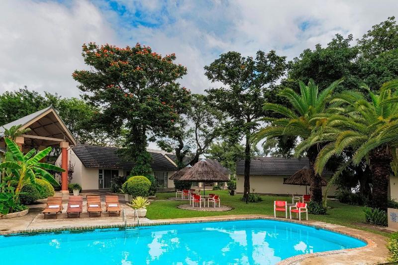Protea Hotel By Marriott Zambezi River Lodge