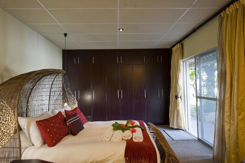 Protea Hotel By Marriott Zambezi River Lodge