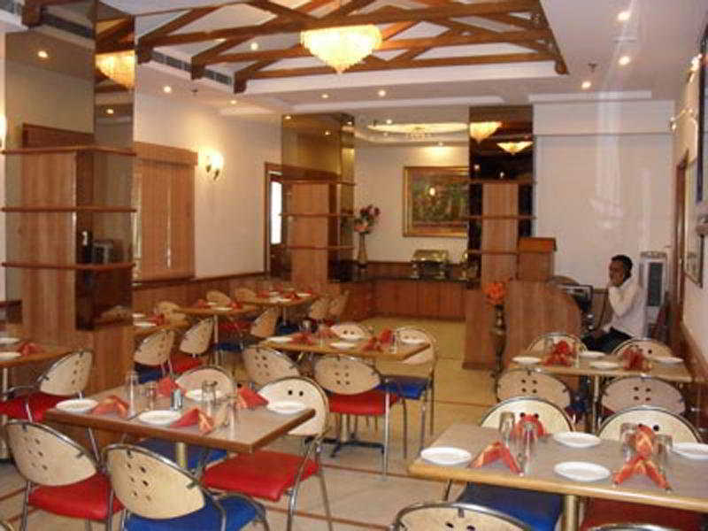 Hotel Zeeras