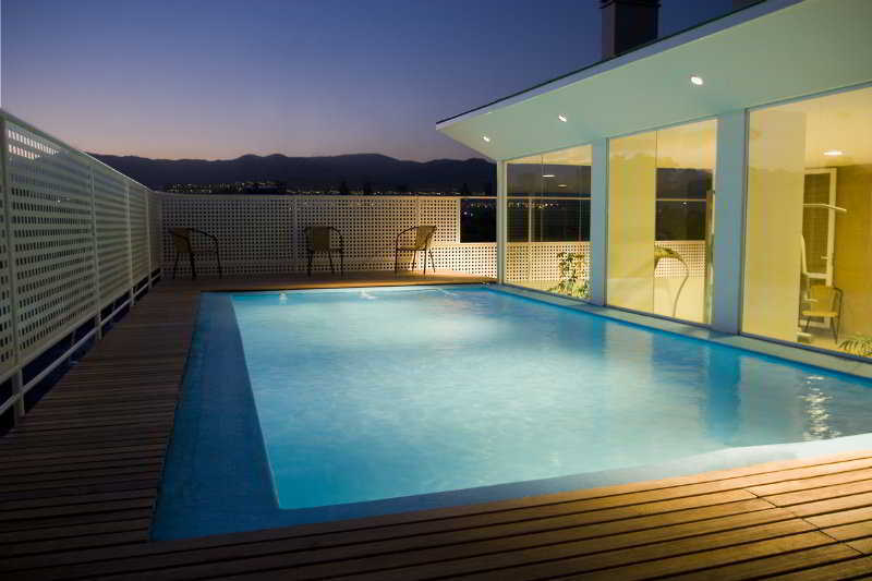 Urbana Class Hotel