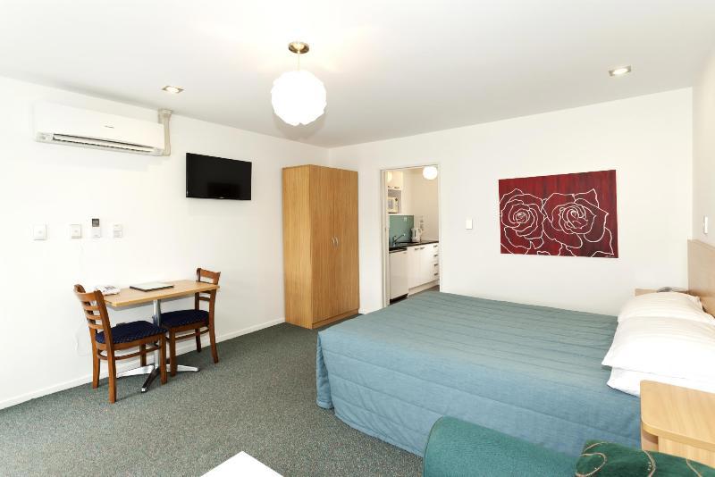 Gothic Heights Motel