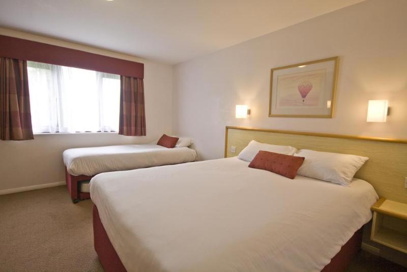 Days Inn By Wyndham Sedgemoor M5