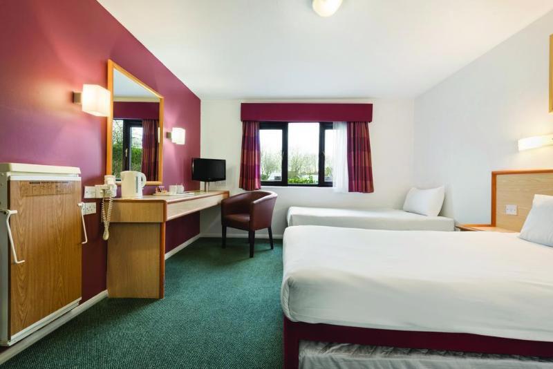 Days Inn By Wyndham Sedgemoor M5