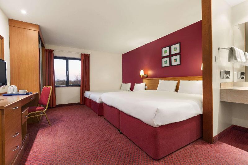 Days Inn By Wyndham Stevenage North