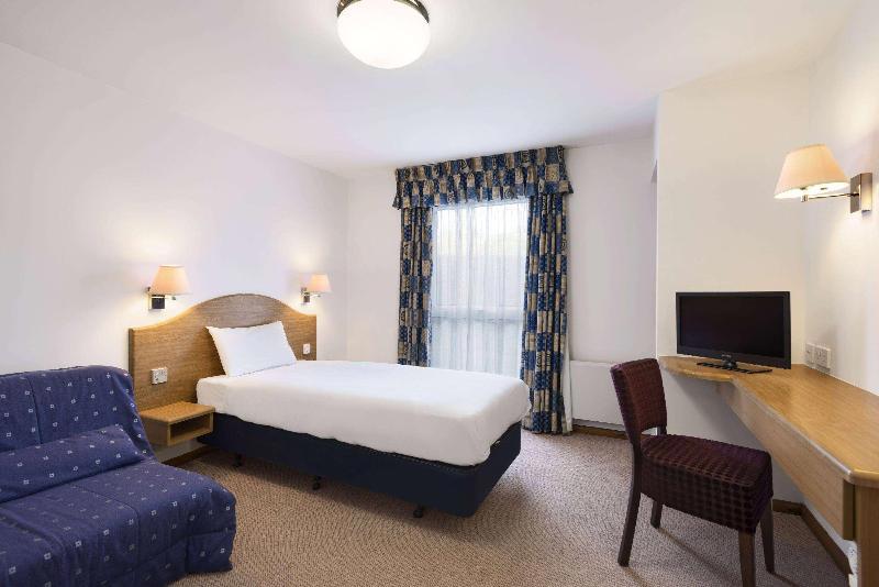 Days Inn By Wyndham Telford Ironbridge M54