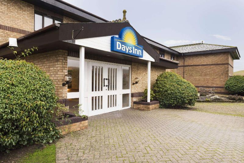 Days Inn By Wyndham Abington M74