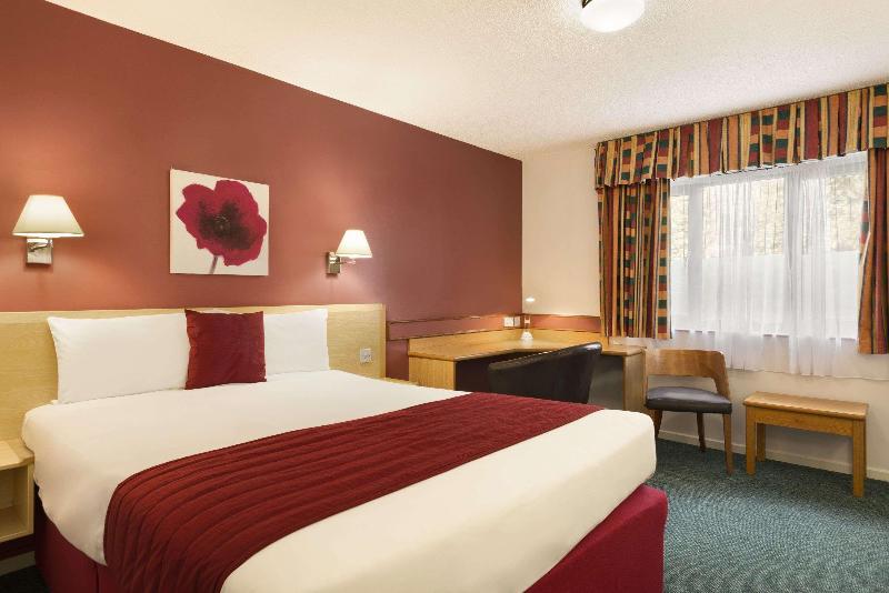 Days Inn By Wyndham Bradford M62