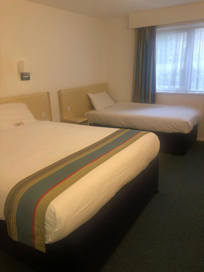 Days Inn By Wyndham Fleet M3