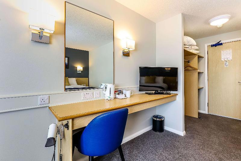 Days Inn By Wyndham Fleet M3