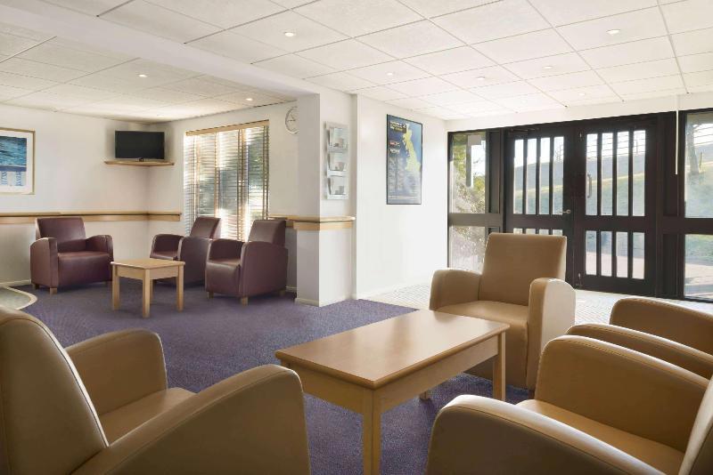 Days Inn By Wyndham Membury M4