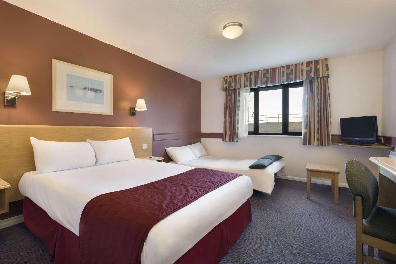 Days Inn By Wyndham Membury M4