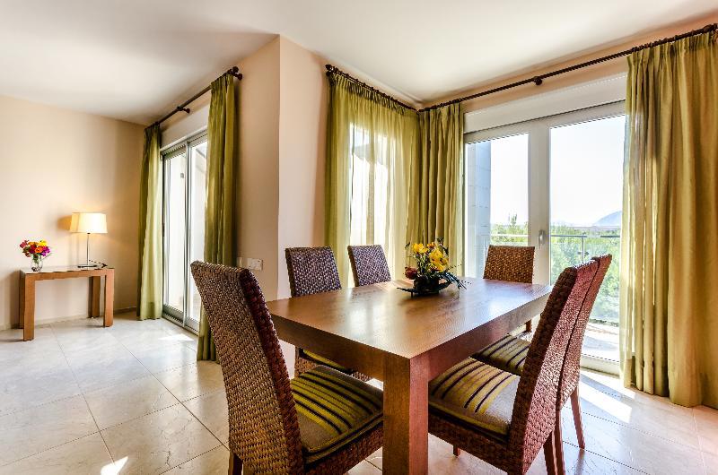 El Plantio Golf Resort