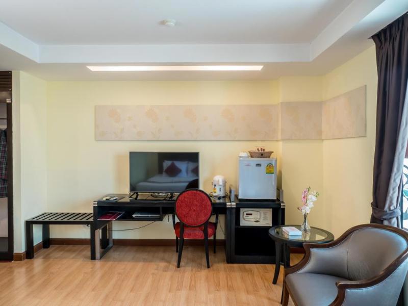 Atrium Boutique Hotel