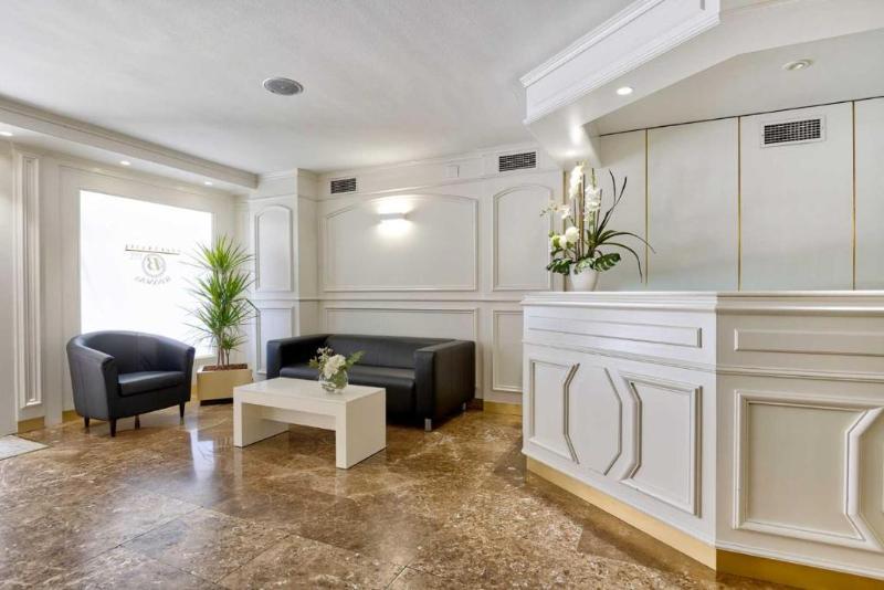 Bonanova Suite Hotel
