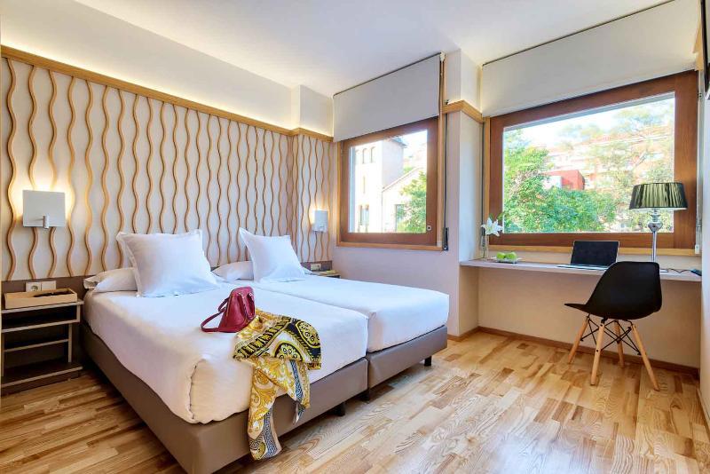Bonanova Suite Hotel