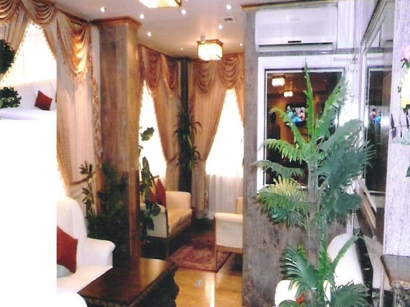 Awal Hotel