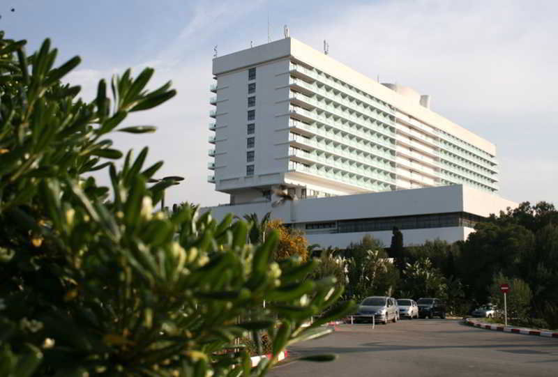 El Aurassi Hotel