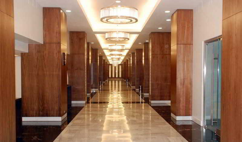 El Aurassi Hotel