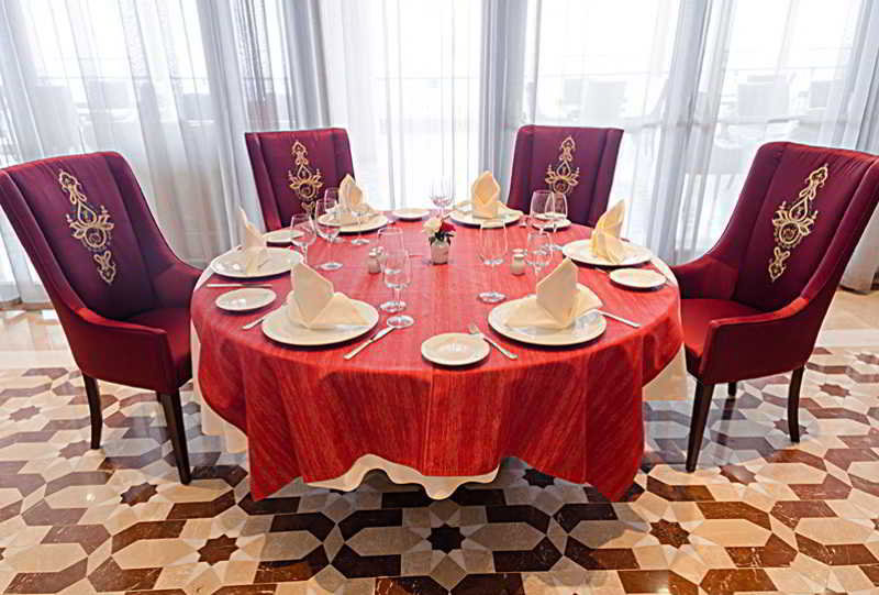 El Aurassi Hotel