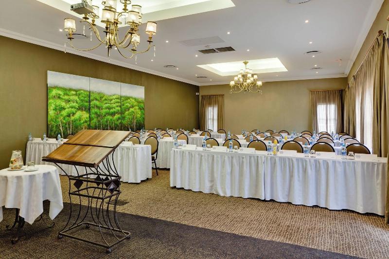 Protea Hotel By Marriott Bloemfontein Willow Lake
