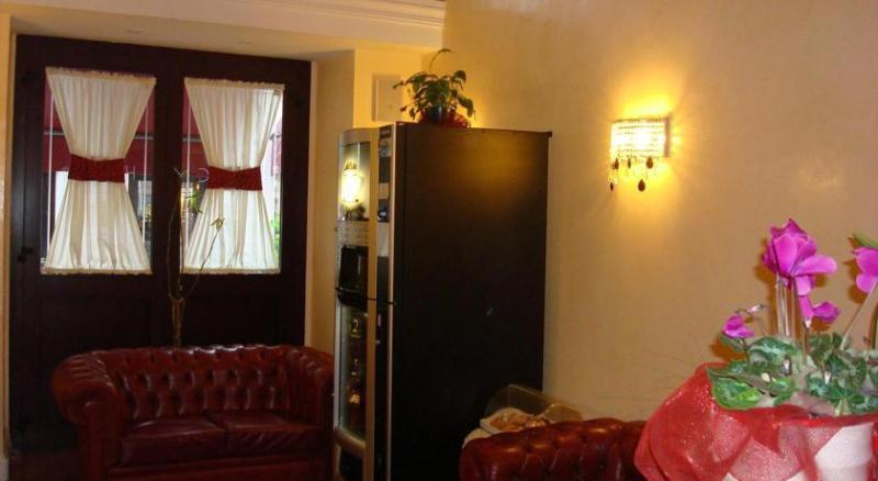 Hotel Dina galeri fotoğrafı