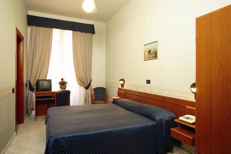 Hotel Dina galeri fotoğrafı