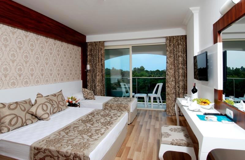 Maya World Hotel Side