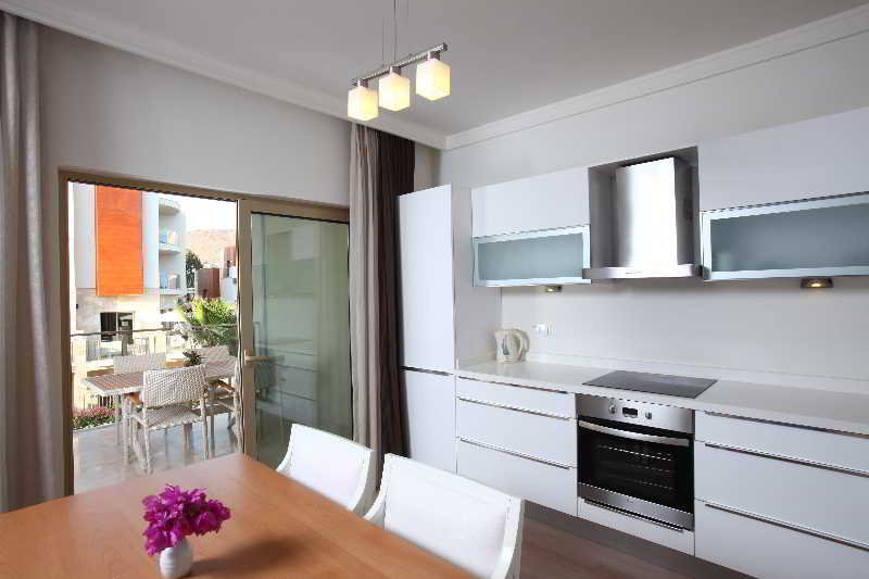 Sundance Suites Hotel