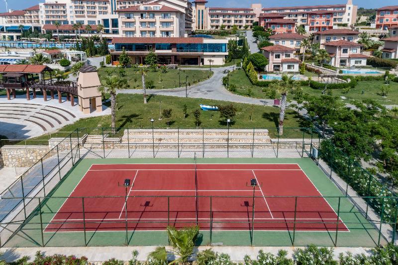 Royal Teos Thermal Resort Clinic & Spa - Halal Hotel