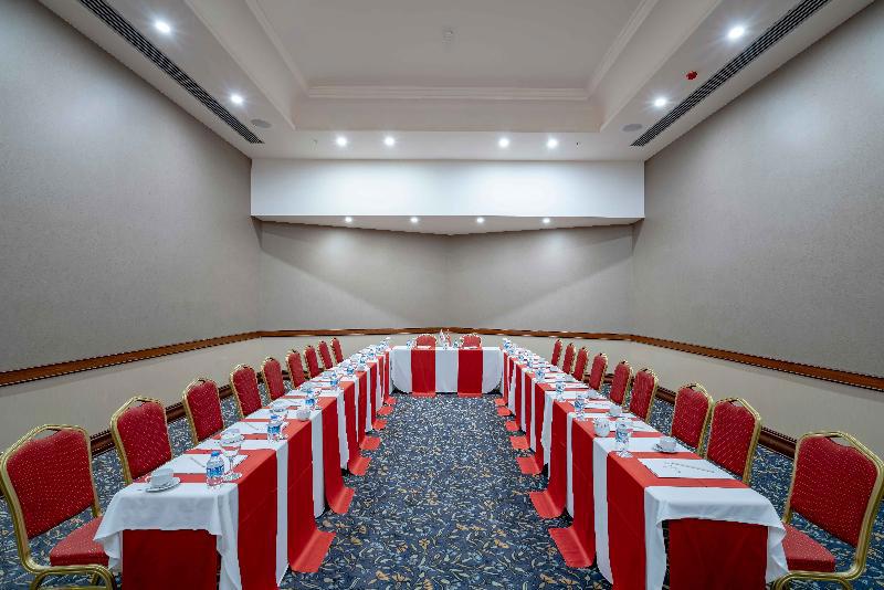 Royal Teos Thermal Resort Clinic & Spa - Halal Hotel