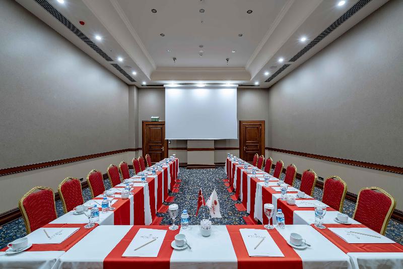 Royal Teos Thermal Resort Clinic & Spa - Halal Hotel