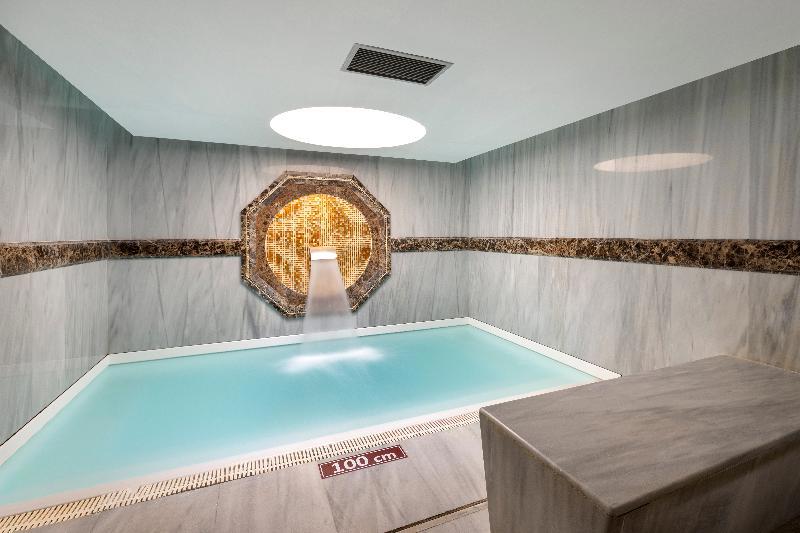 Royal Teos Thermal Resort Clinic & Spa - Halal Hotel